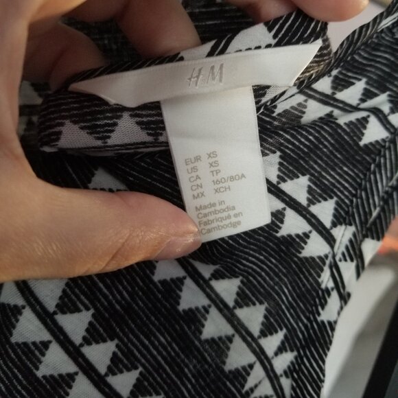 H&M Black and White Tank top - Picture 4 of 6